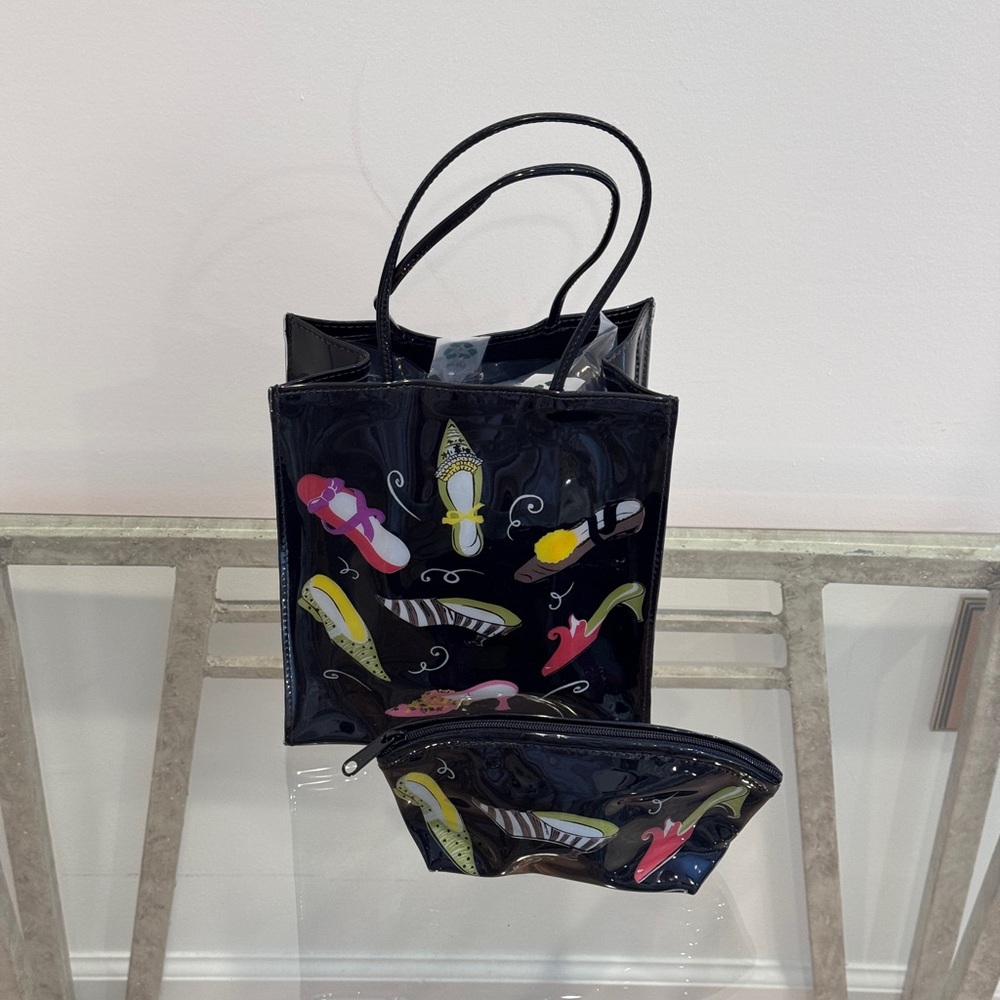 The Metropolitan Museum Embossed Vintage Small Tote Bag‎   Patent Leather
